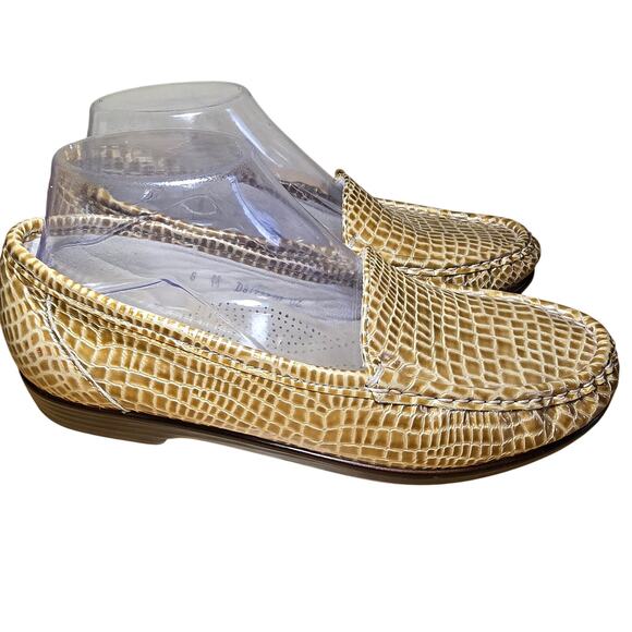 SAS TriPad Ladies Size 8 M Gold Leather Snake Print Slip On Loafer Classic USA - Picture 5 of 10